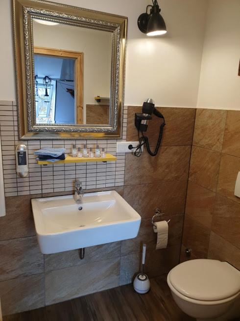 Victory Guesthouse - Handwerker Pension Μπίλεφελντ Εξωτερικό φωτογραφία